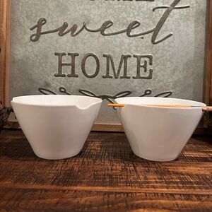 Set of 2 Sur La Table Rice Bowl/Ramen bowls